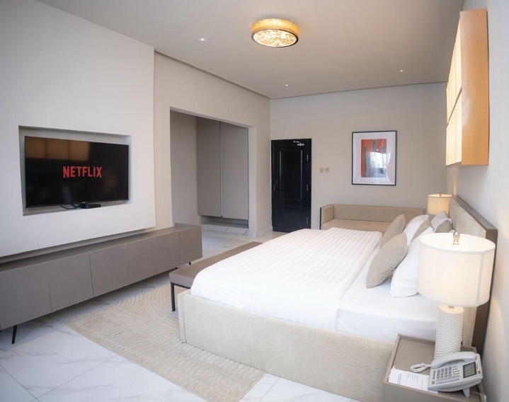 Ese Jones Hotel — Photo 1